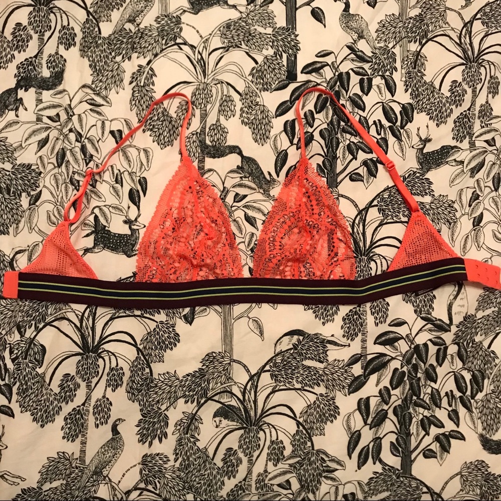 Victoria’s Secret Banded Triangle Bralette Lace